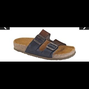 ISO Naot..black or brown